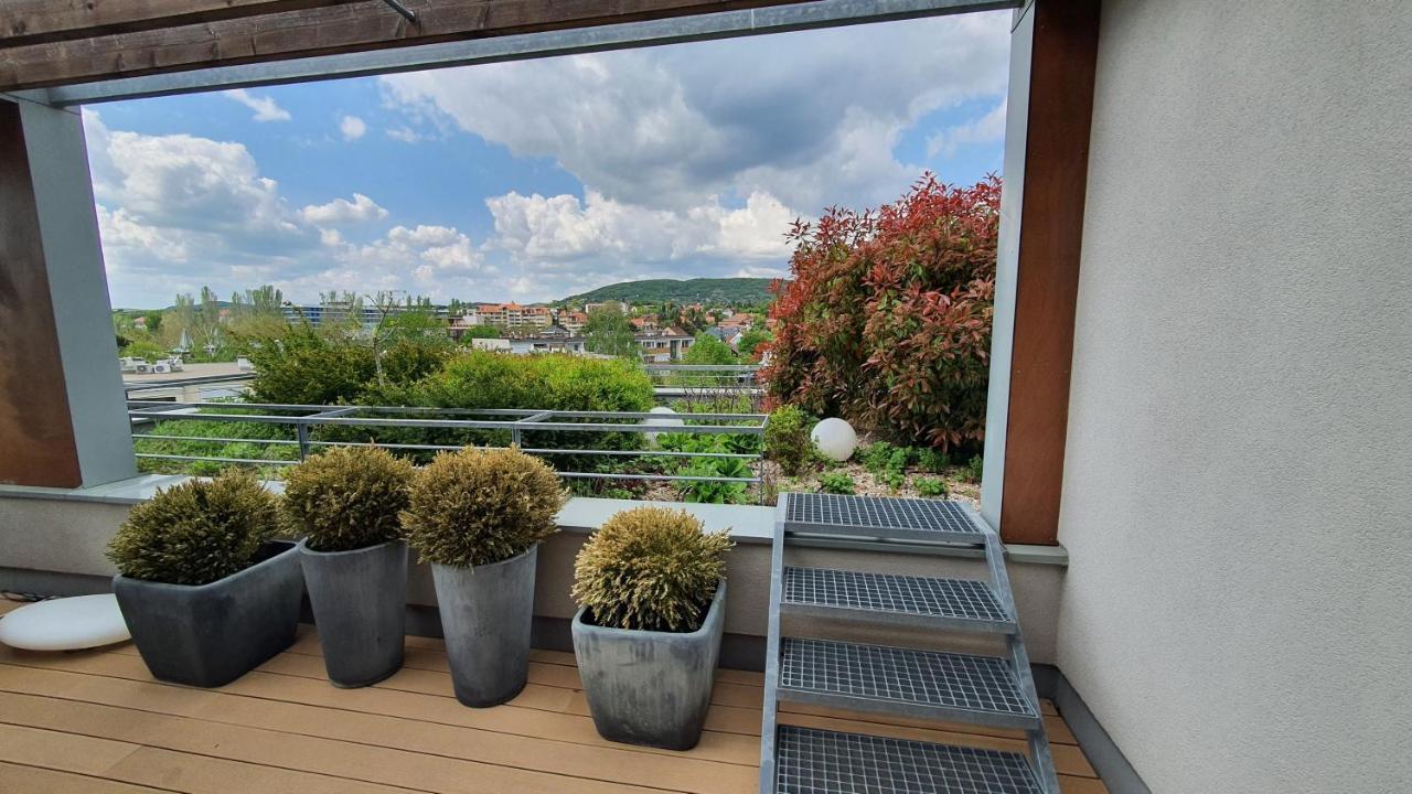 Silver Delux Apartman Balatonfured Exterior photo