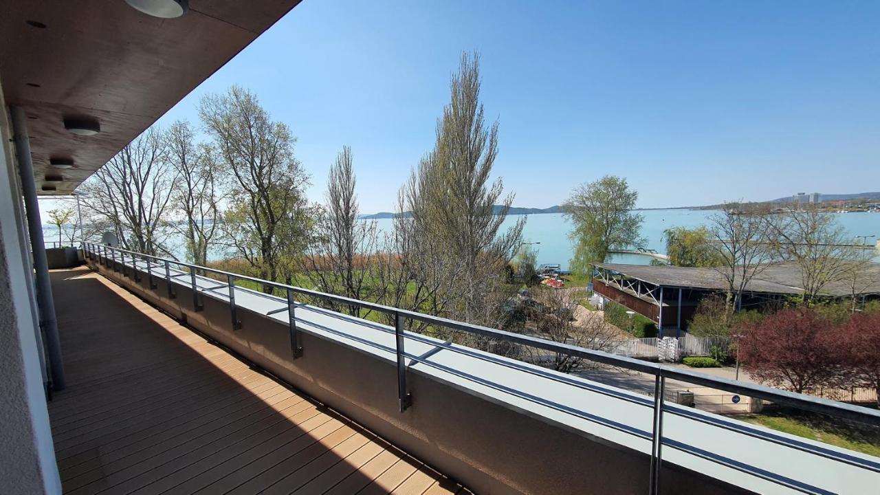 Silver Delux Apartman Balatonfured Exterior photo