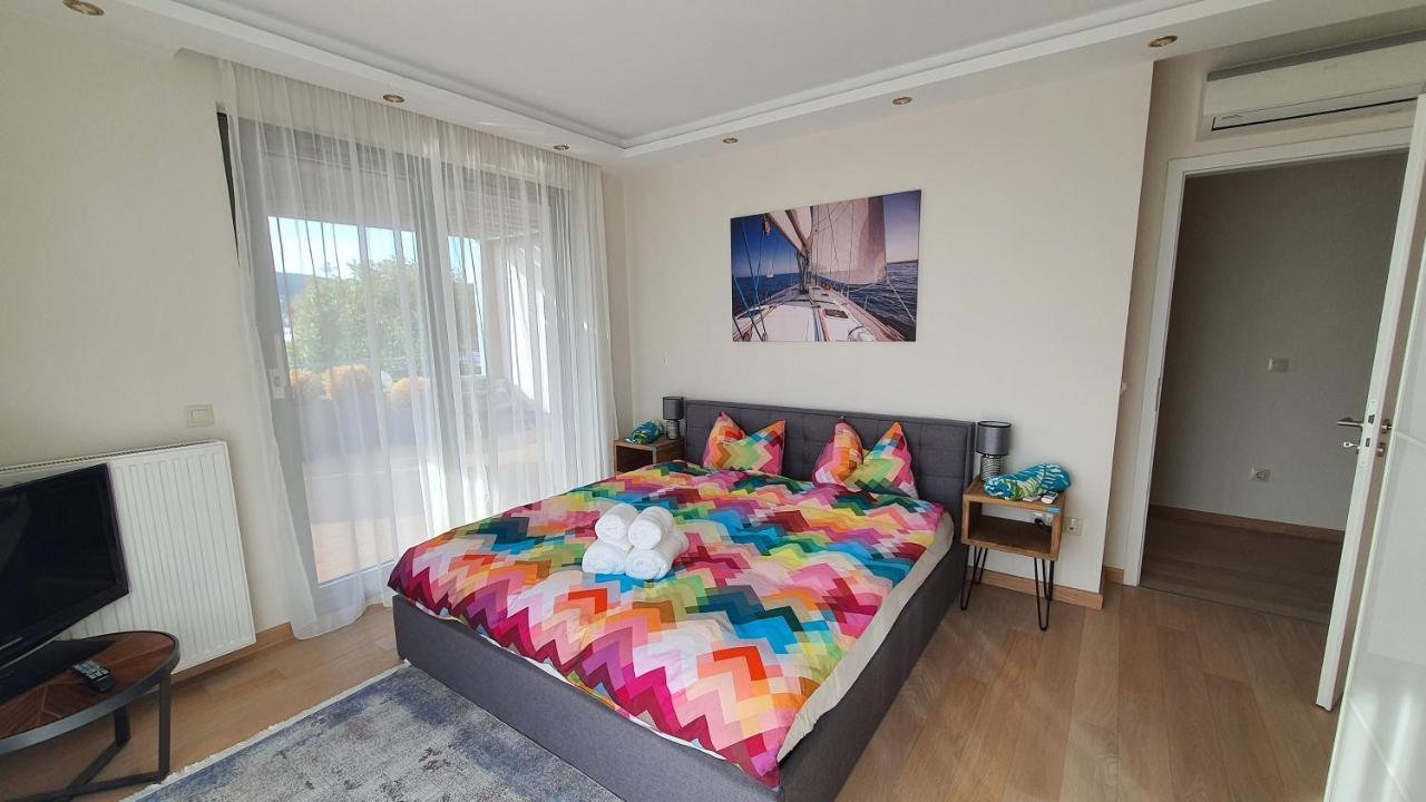 Silver Delux Apartman Balatonfured Exterior photo