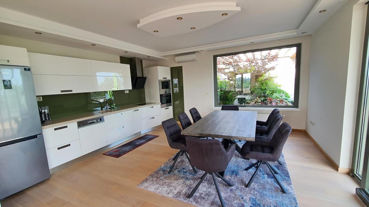Silver Delux Apartman Balatonfured Exterior photo