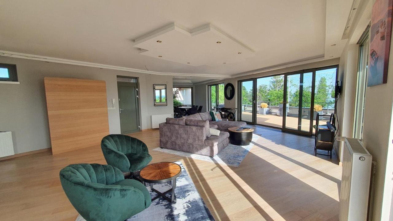 Silver Delux Apartman Balatonfured Exterior photo