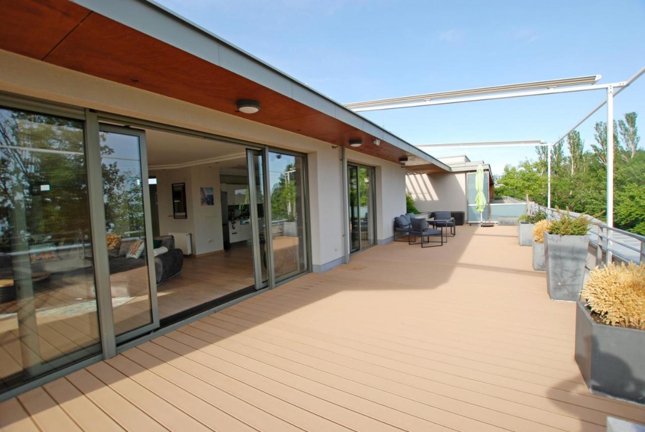 Silver Delux Apartman Balatonfured Exterior photo