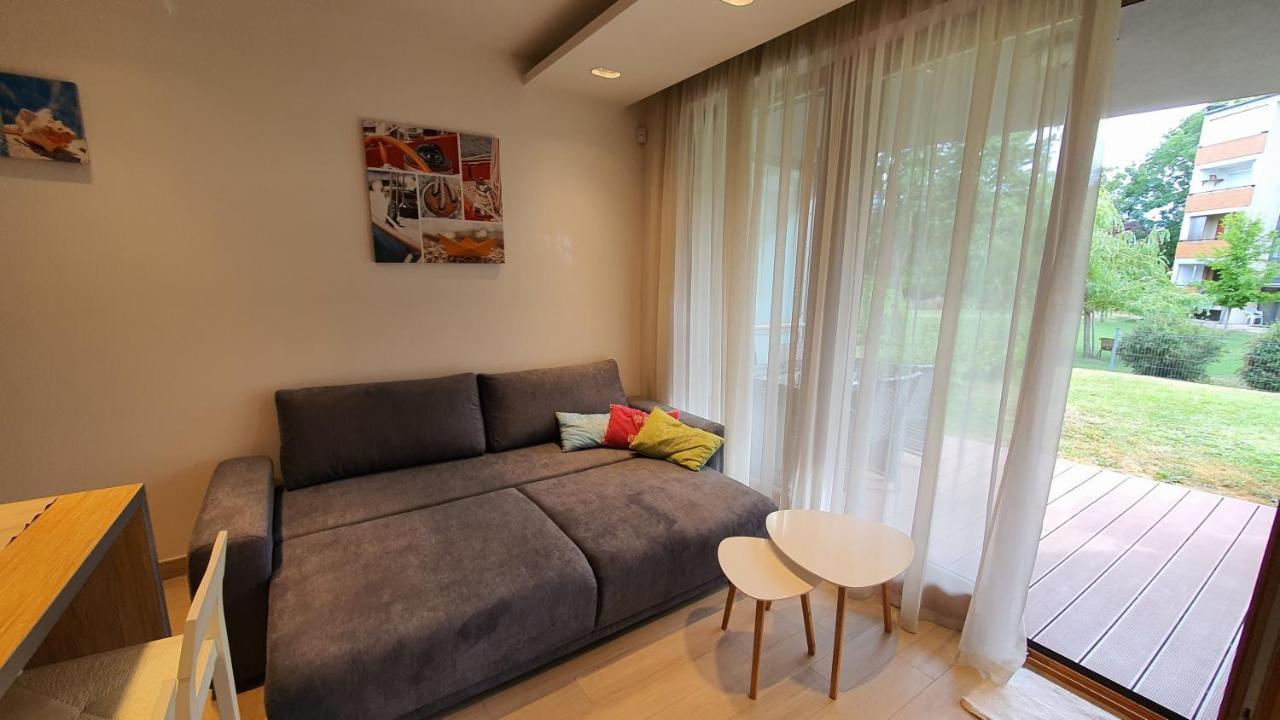 Silver Delux Apartman Balatonfured Exterior photo