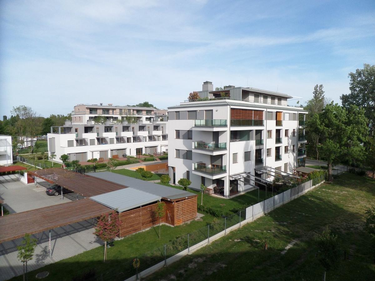 Silver Delux Apartman Balatonfured Exterior photo