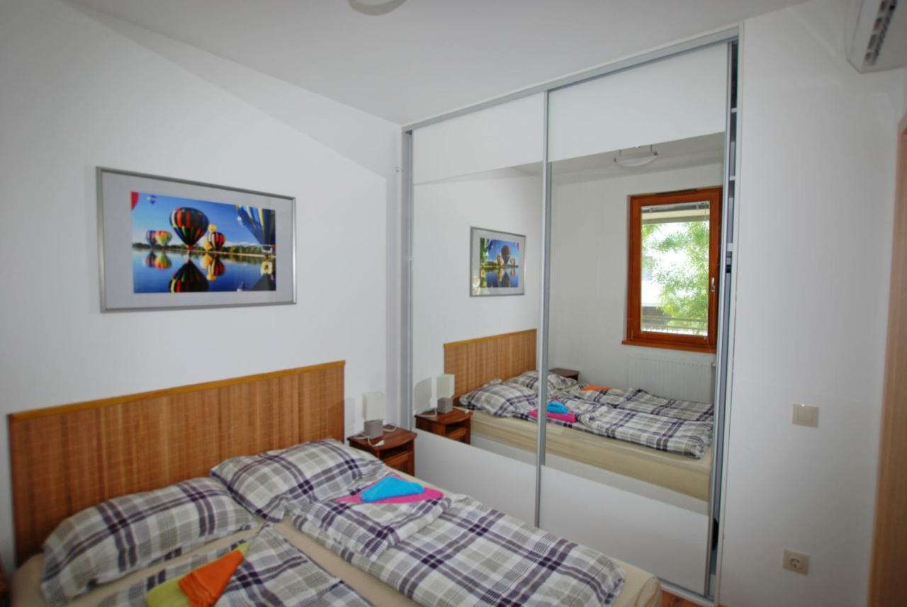 Silver Delux Apartman Balatonfured Exterior photo